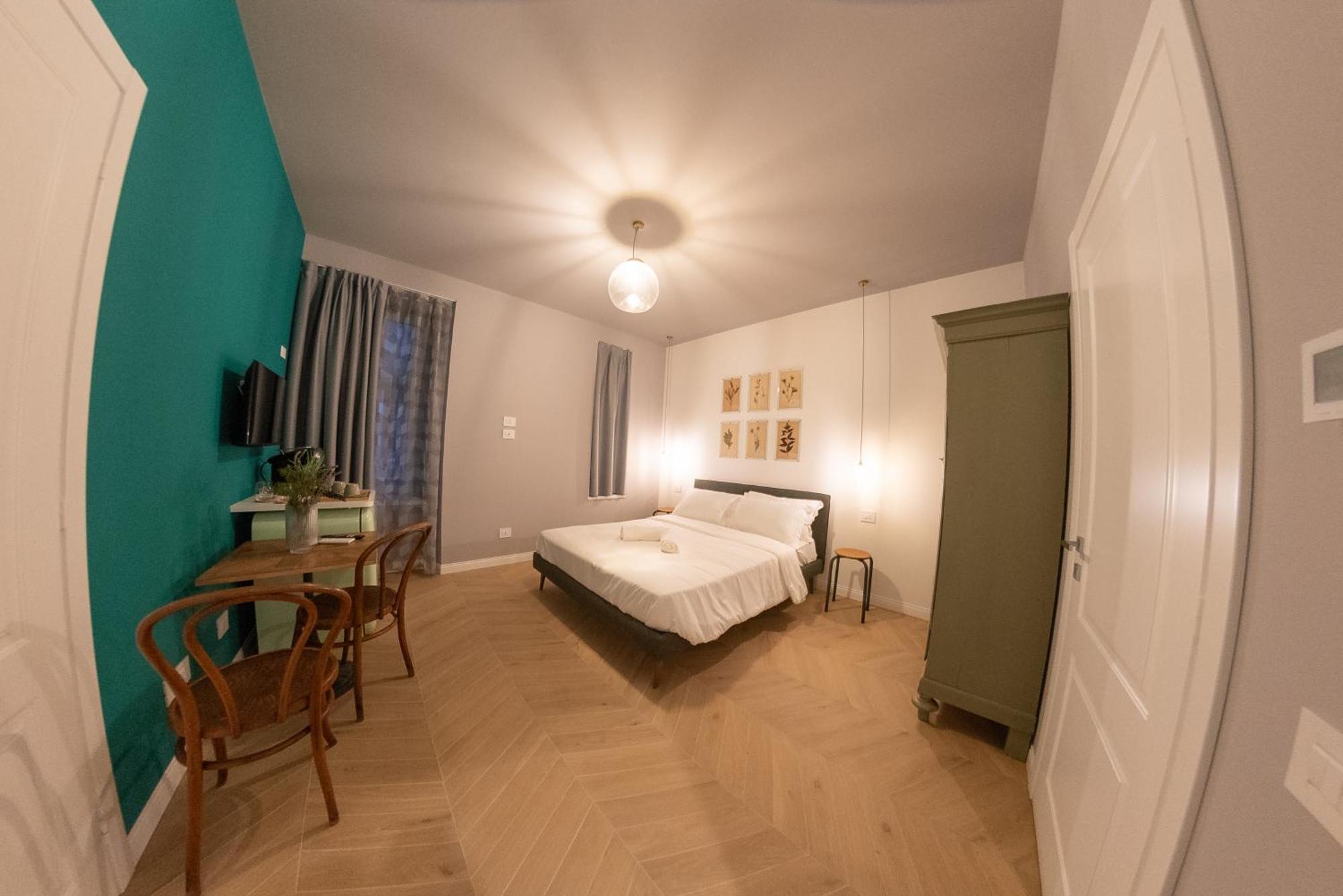 Sophia Boutique Suites Триест Экстерьер фото